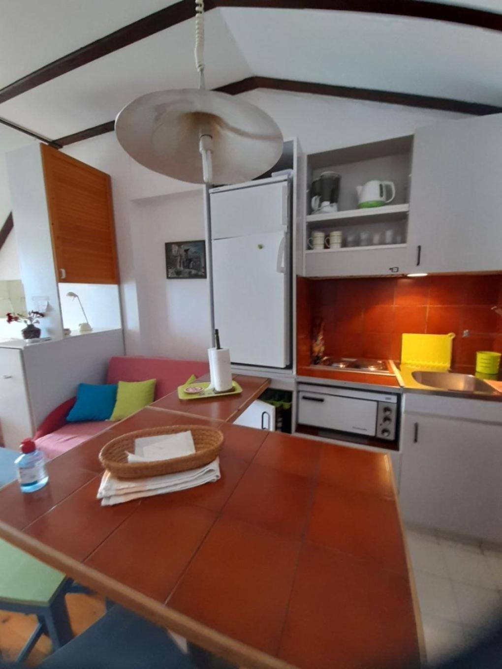 Apartment Danka - Affordable And At The Beach Brist Exterior foto