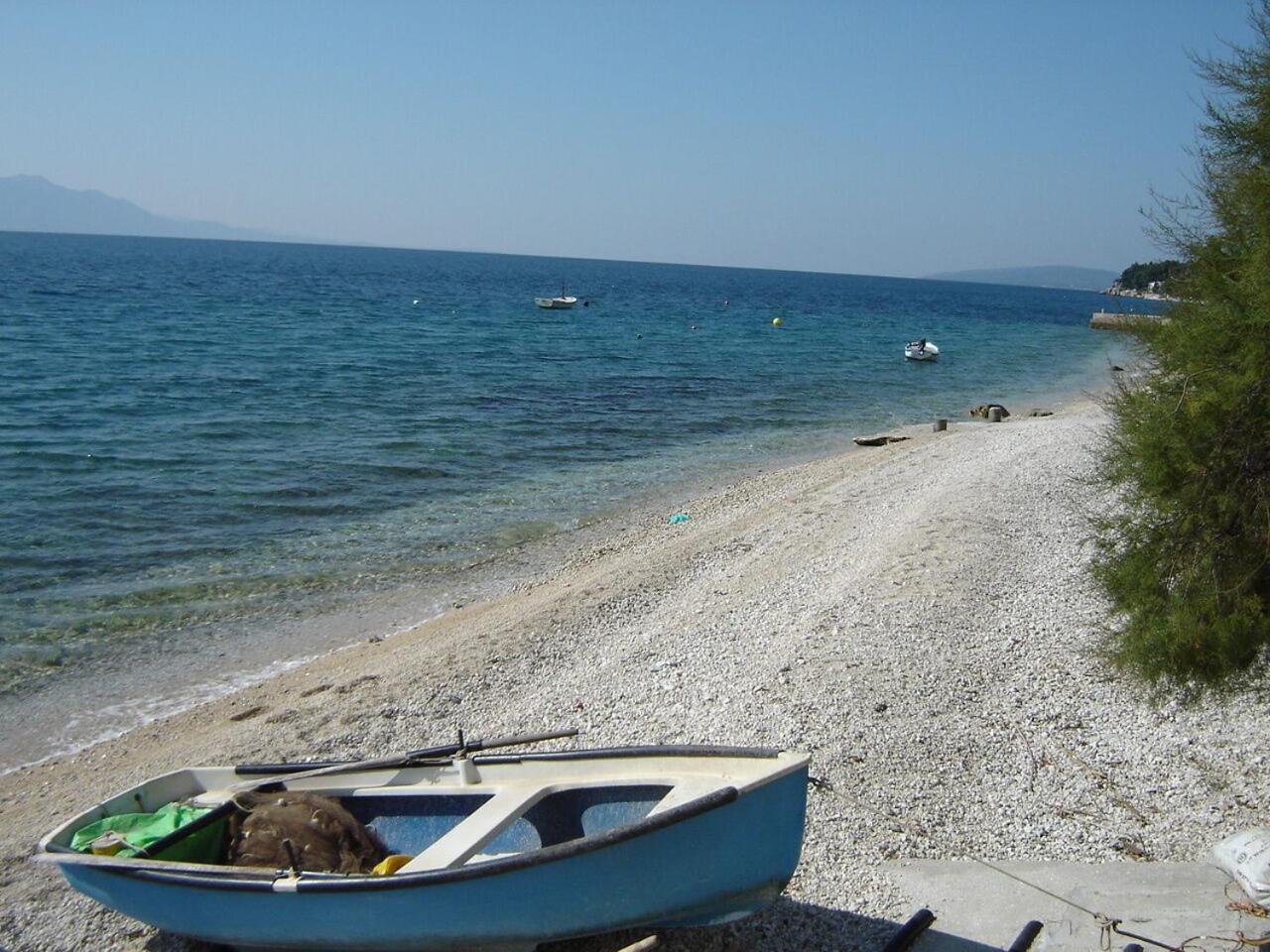 Apartment Danka - Affordable And At The Beach Brist Exterior foto